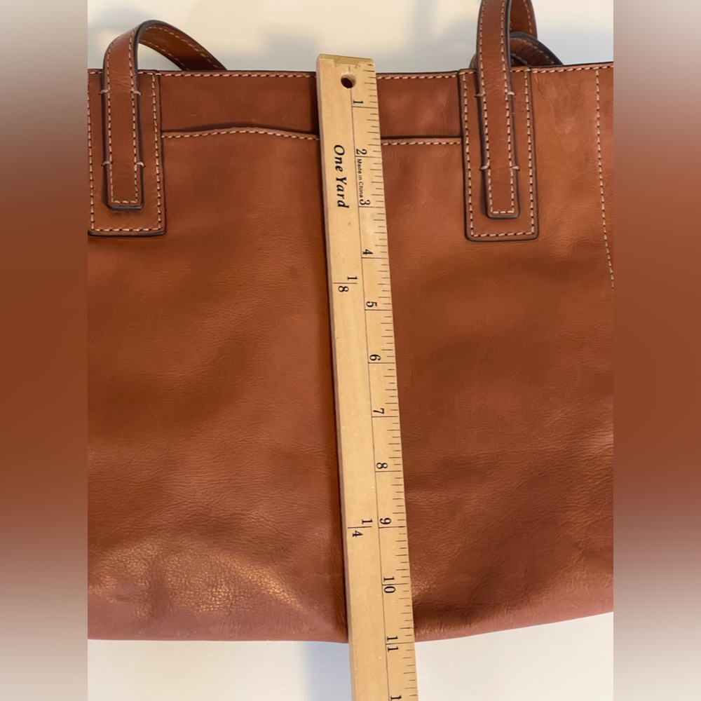Fossil Brown Pebbled Leather Emma Tote Brass Key - Picture 13 of 16